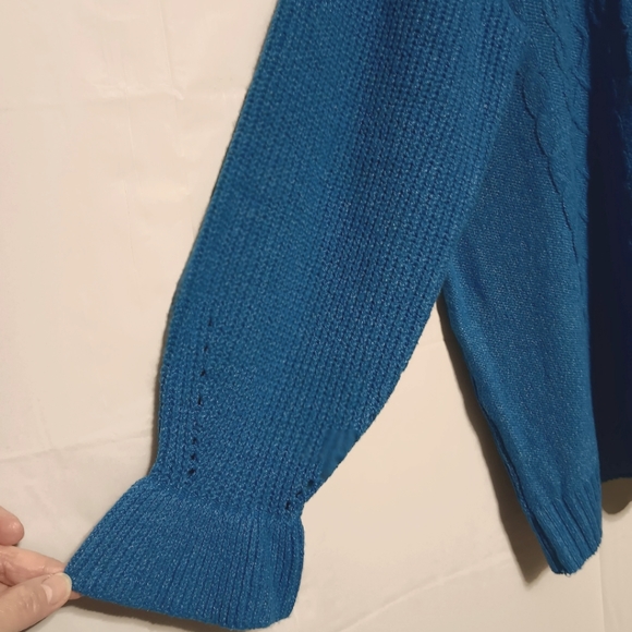 Terra & Sky NWT Women's Sweater Double Ruffle Shoulder, Bubble Sleeve, 2X, Blue - Picture 5 of 8